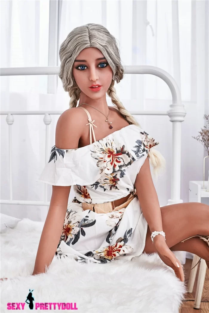 Irontech 169cm(5.5ft) D Cup Pure and Innocent Sex Doll-Cecelia (4)